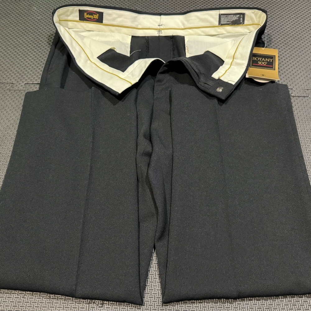 Botany 500 Men's Classic Black Khakis